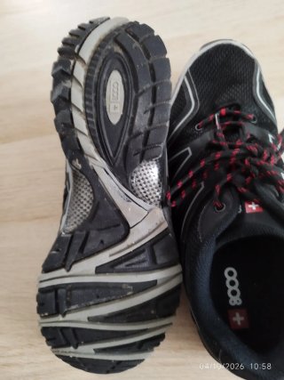 Zapatillas trekking +8000 Tajar 16V negras/grises