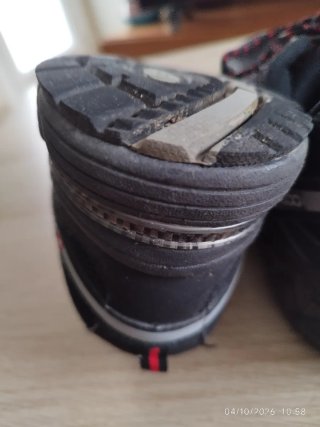 Zapatillas trekking +8000 Tajar 16V negras/grises