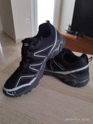 Zapatillas trekking +8000 Tajar 16V negras/grises