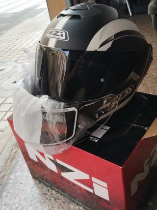 Casco de moto NZI