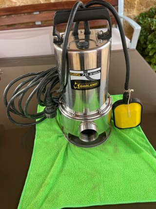 Bomba de Agua Garland GBS 75 Inox