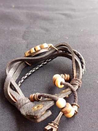 Reloj Xiser Pulsera Cuero y Metal