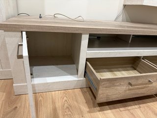 Mueble TV salón madera