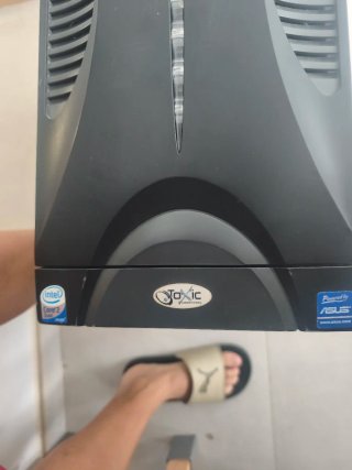 Torre PC Intel Core 2 Quad Asus