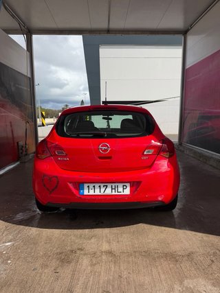 Opel Astra 2012