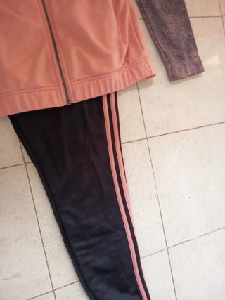 Chándal Adidas coral y Negro