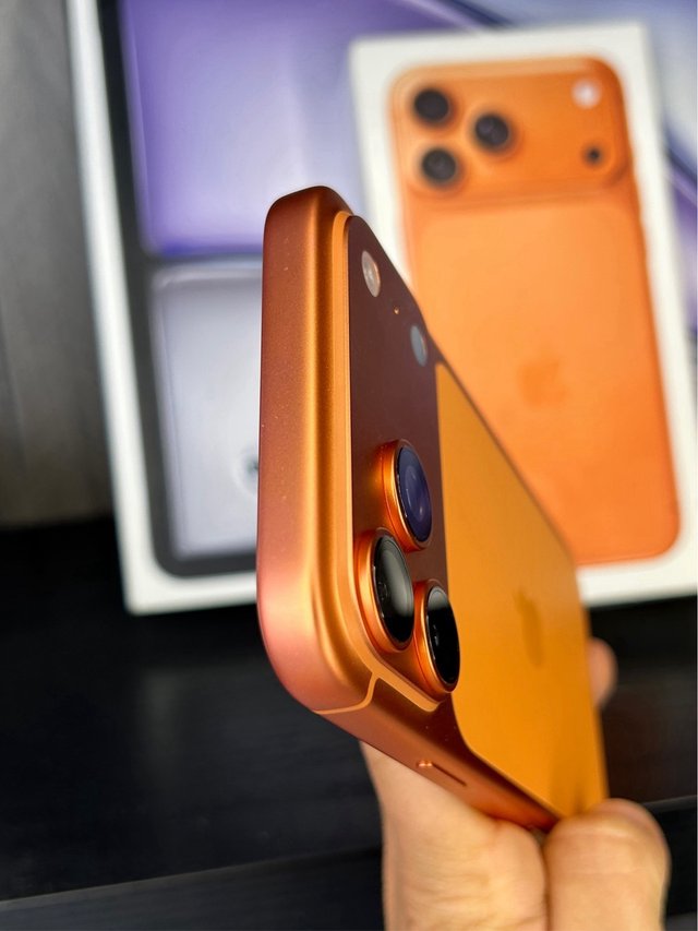 iPhone 17 Pro Max 256GB Naranja Seminuevo