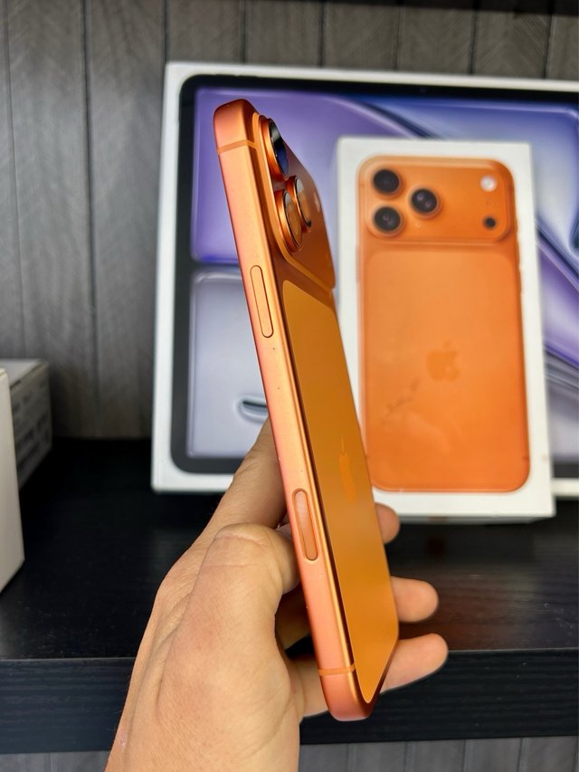 iPhone 17 Pro Max 256GB Naranja Seminuevo