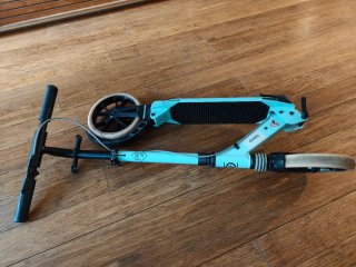 Patinet Oxelo scooter town 7xl green