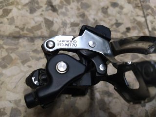 Cambio delantero 3 platos Shimano XT