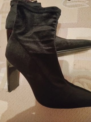 Botines Negros de Tacón