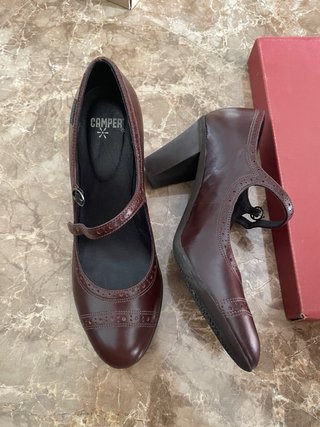 Zapatos de Salón Camper Marrones Talla 38