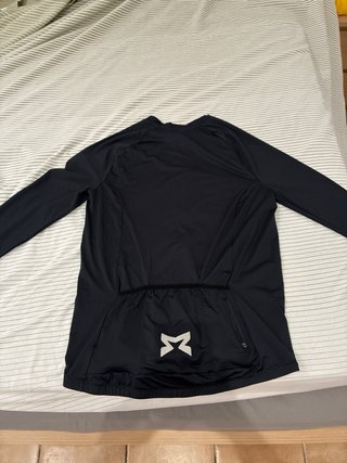 Malliot manga larga negro talla L
