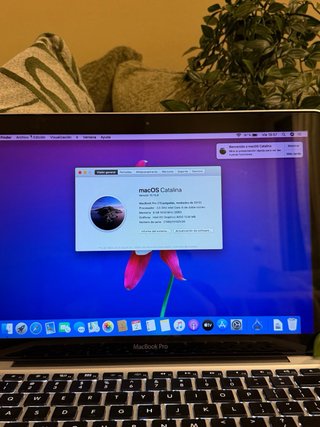 MacBook Pro i5 / 8GB RAM / 500GB
