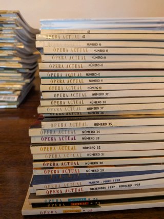 Gran lote de revistas Ópera actual