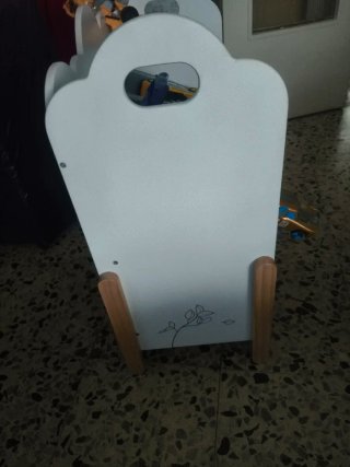 Estantería de juguetes