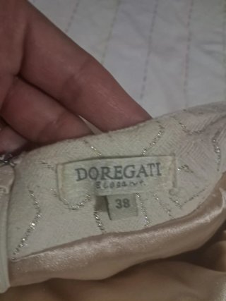 Vestido de cóctel beige
