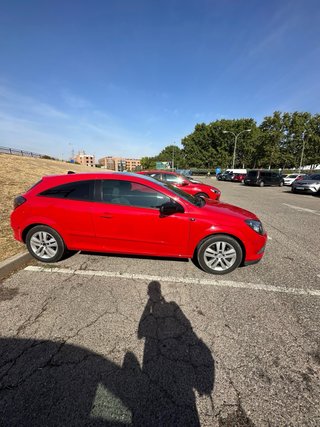 Opel Astra GTC 2008