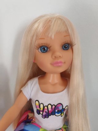 Muñeca Nancy Peinados con Accesorios