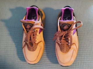 Nike Air Huarache LE Praline (2021)