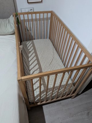 Cuna de madera estilo nórdico