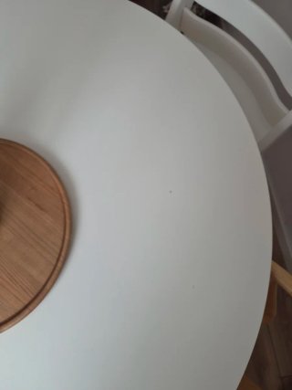 Mesa de Comedor Redonda Blanca estilo Tulip.