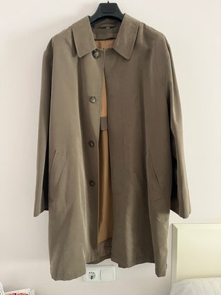 Gabardina clásica hombre verde oliva