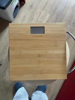 Báscula de baño IKOHS de bambú