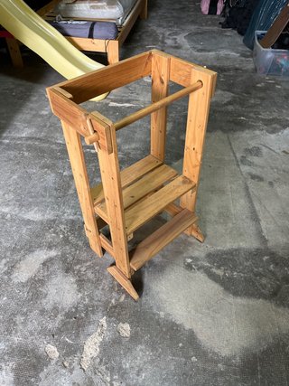 Torre infantil de madera