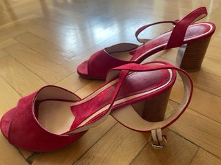 Sandalias Lottusse color frambuesa