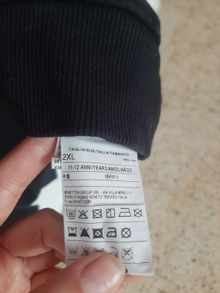 Sudadera Negra Benetton