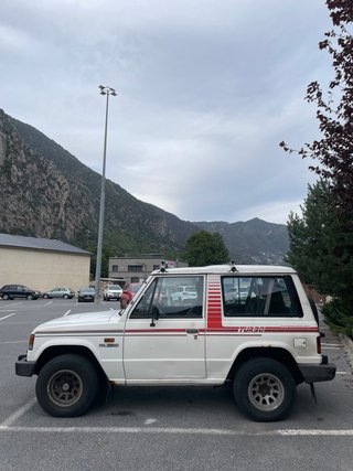Mitsubishi Pajero 1989
