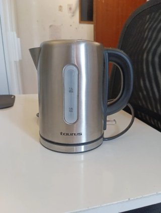 Hervidor de Agua Taurus de Acero