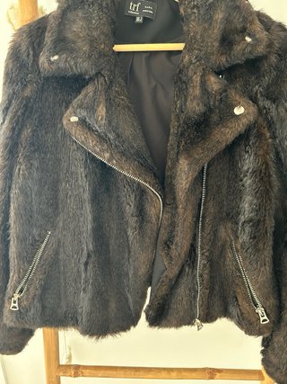 Chaqueta Zara efecto pelo marrón Talla S