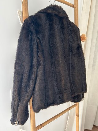 Chaqueta Zara efecto pelo marrón Talla S