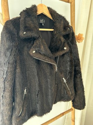 Chaqueta Zara efecto pelo marrón Talla S