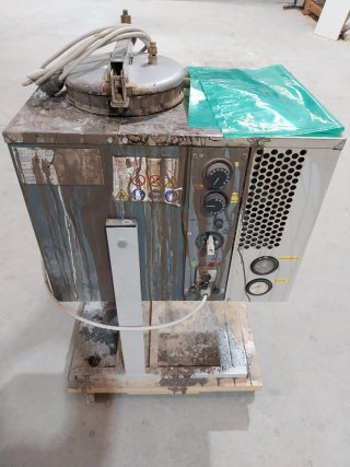 Recicladora de disolventes