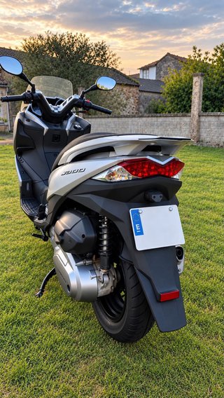 Kawasaki J300 – 2016 – 2.500 km