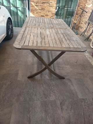 Mesa de teca rectangular