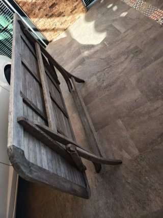 Mesa de teca rectangular