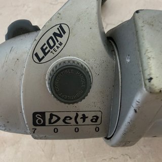 Carrete pesca Leoni Delta 6 Metal