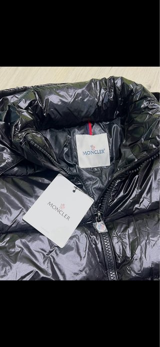Abrigo Moncler Negro