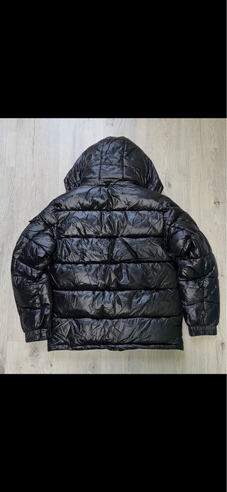Abrigo Moncler Negro