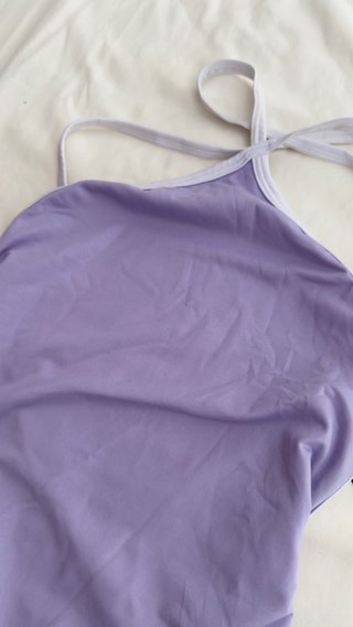 Vestido deportivo morado