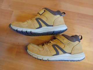 Zapatillas deportivas New Feel velcro beige