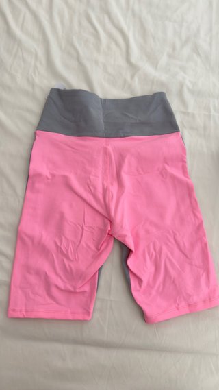 Pantalón Biker Deportivo Gris y Rosa