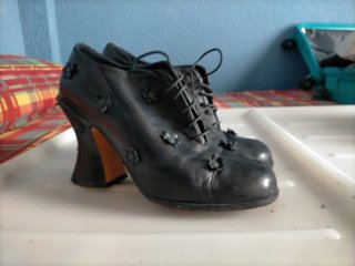 Zapatos Estilo Bruja Negros