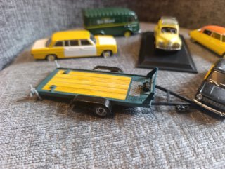 Lote 5 Coches 1/43 para Piezas/Dioramas