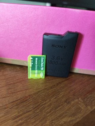 Kit Pandora PSP (Batteria e Memory Stick)