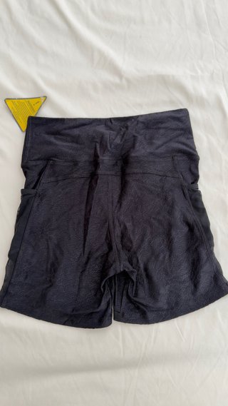 Shorts Deportivos con Malla